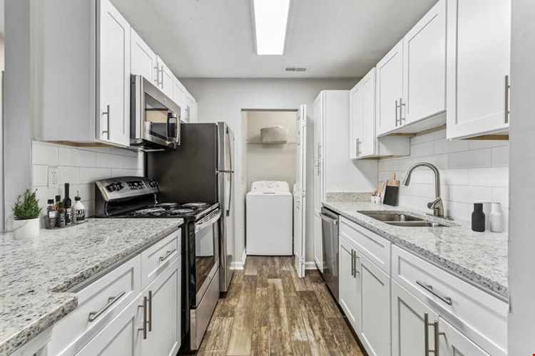 Park at Tara Lake Image 7