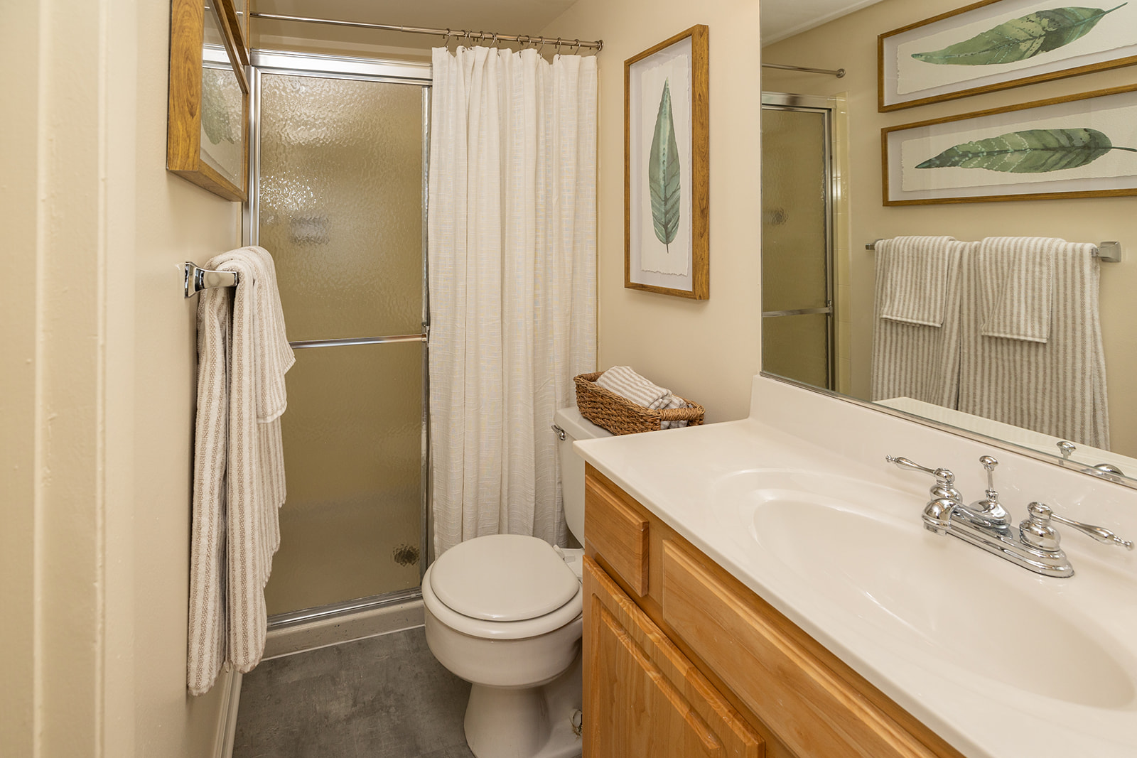 The Brittany Apartments Image 32