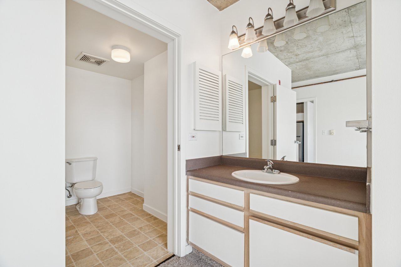 Residences at Capitol Heights Image 9