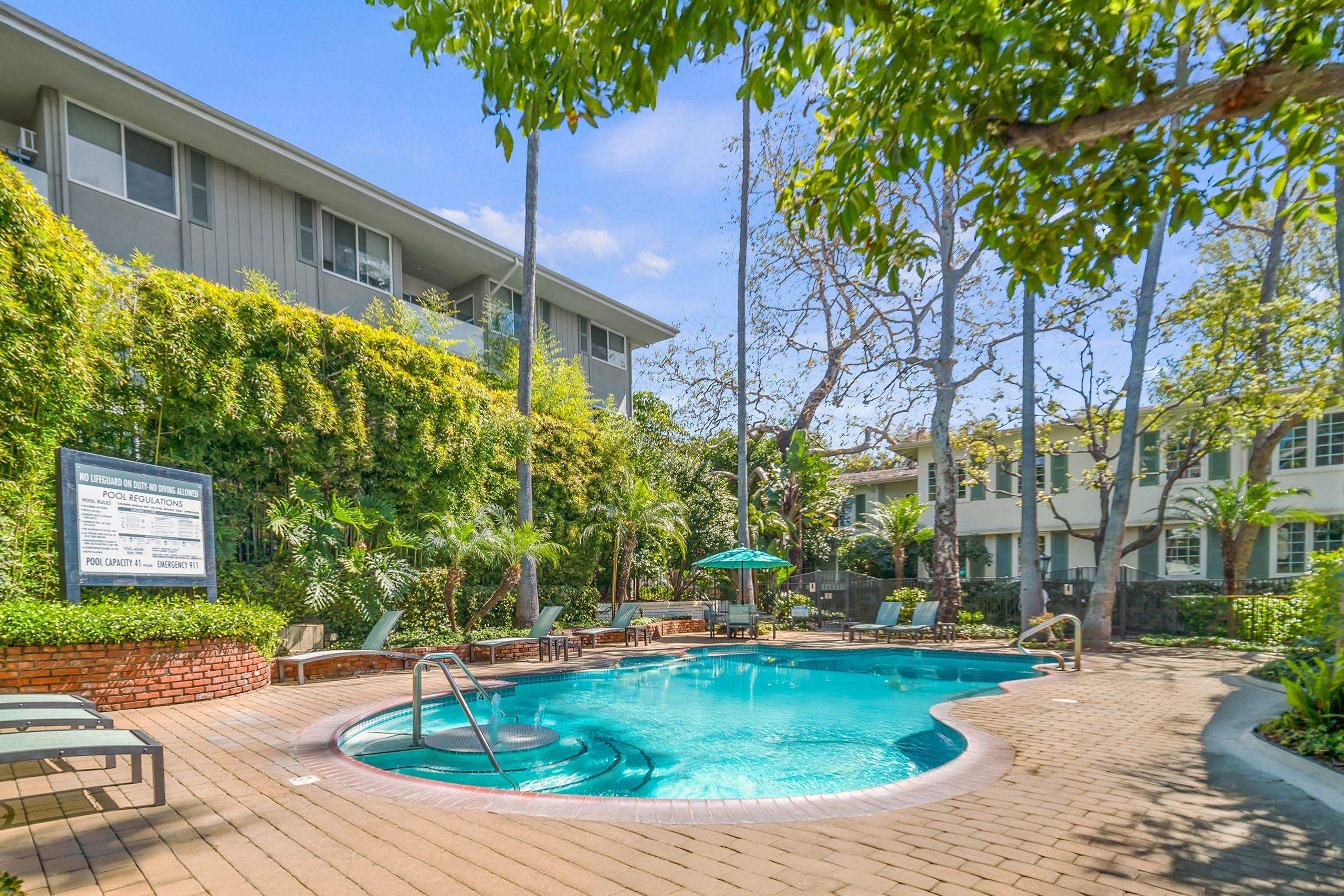 Sunset Barrington Gardens Image 10