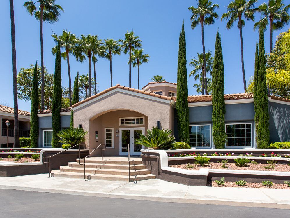 Leasing center entrance