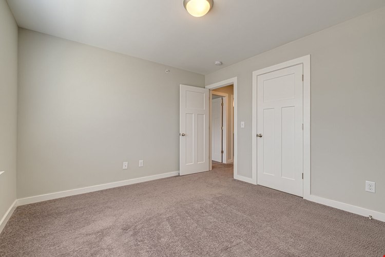 Highland at Hickory Hills Townhomes Image 9
