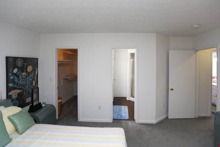 Westbury Court Image 3