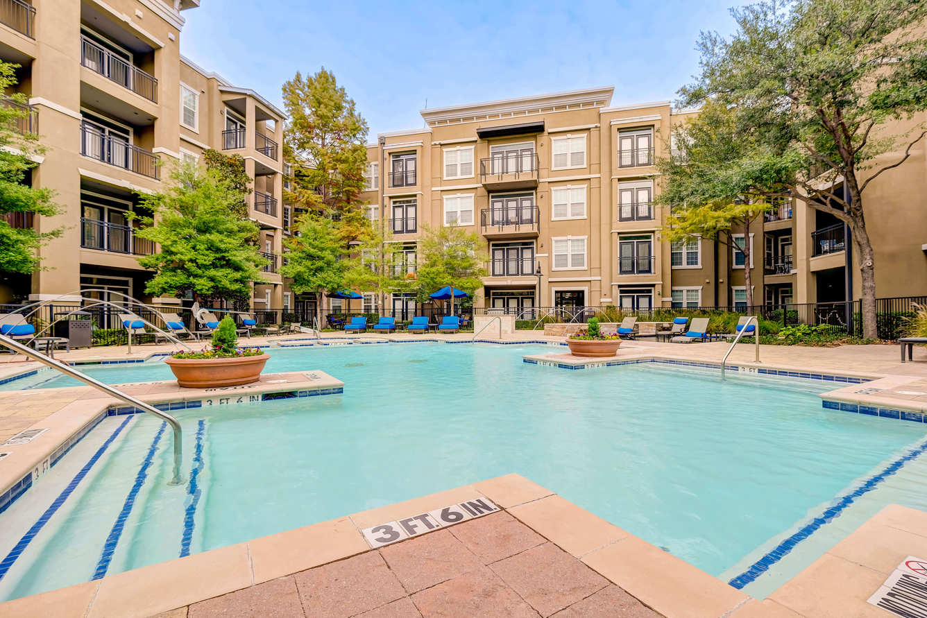 Via Las Colinas Image 2