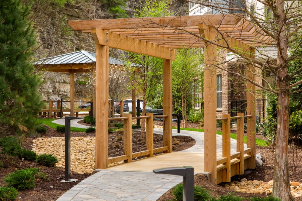 One Metrocenter Image 6