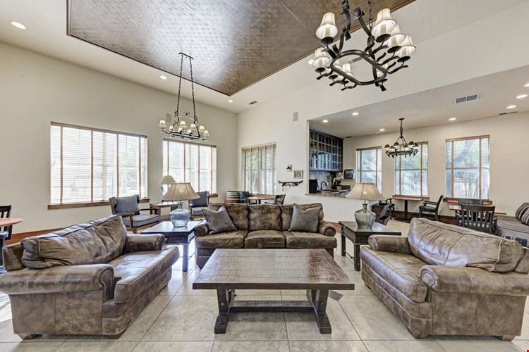 Riverhorse Ranch Apartments Image 3