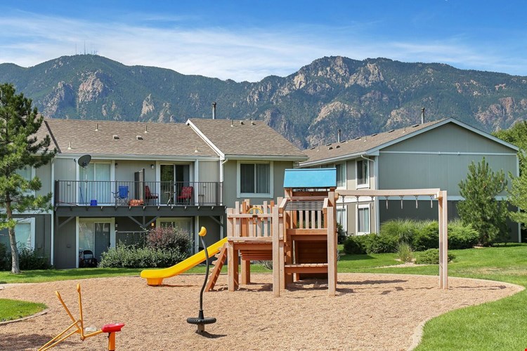 Broadmoor Ridge Apartment Homes Image 32