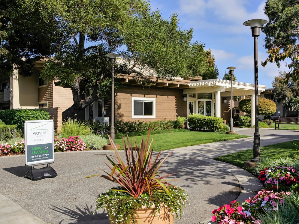 Leasing center entrance