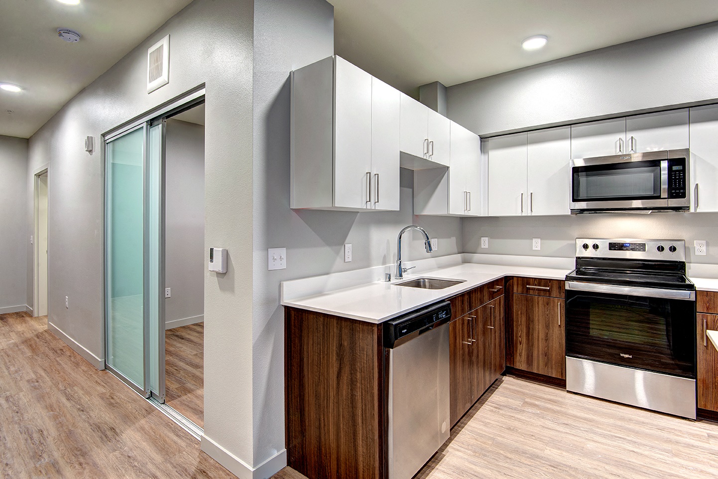 98th Avenue Image 24