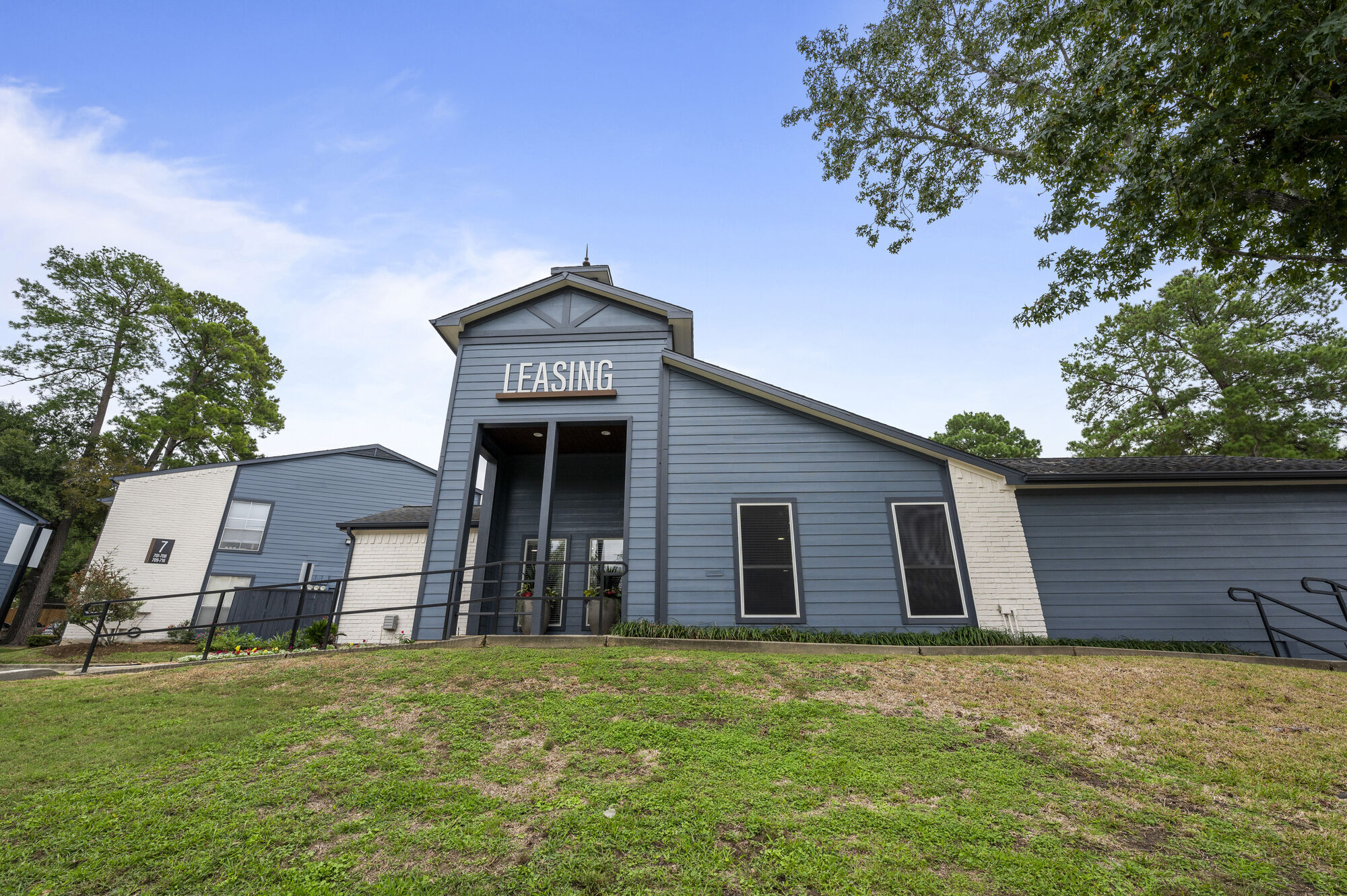 Northside Heights Image 34