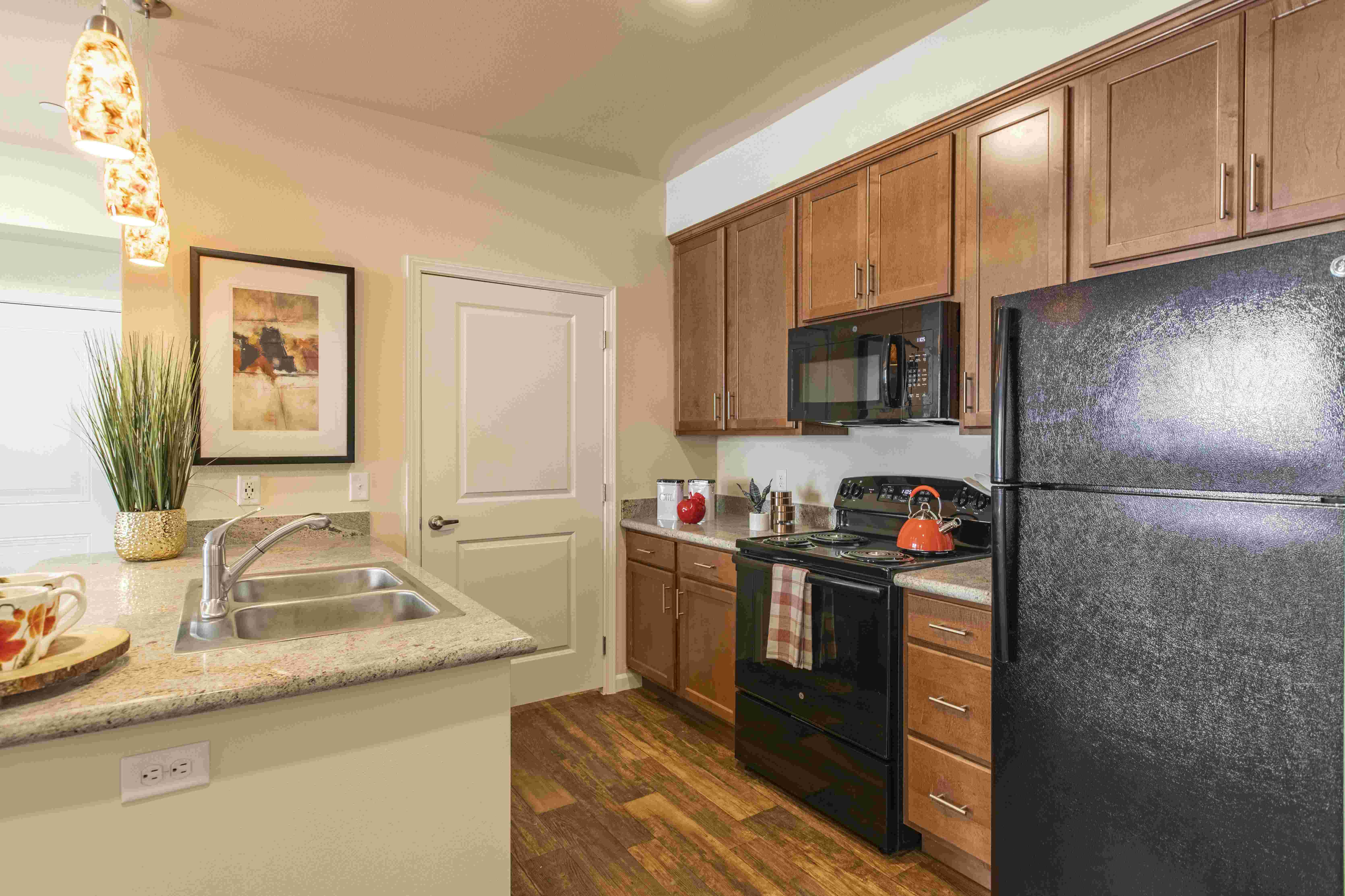 600 Riverside Image 4