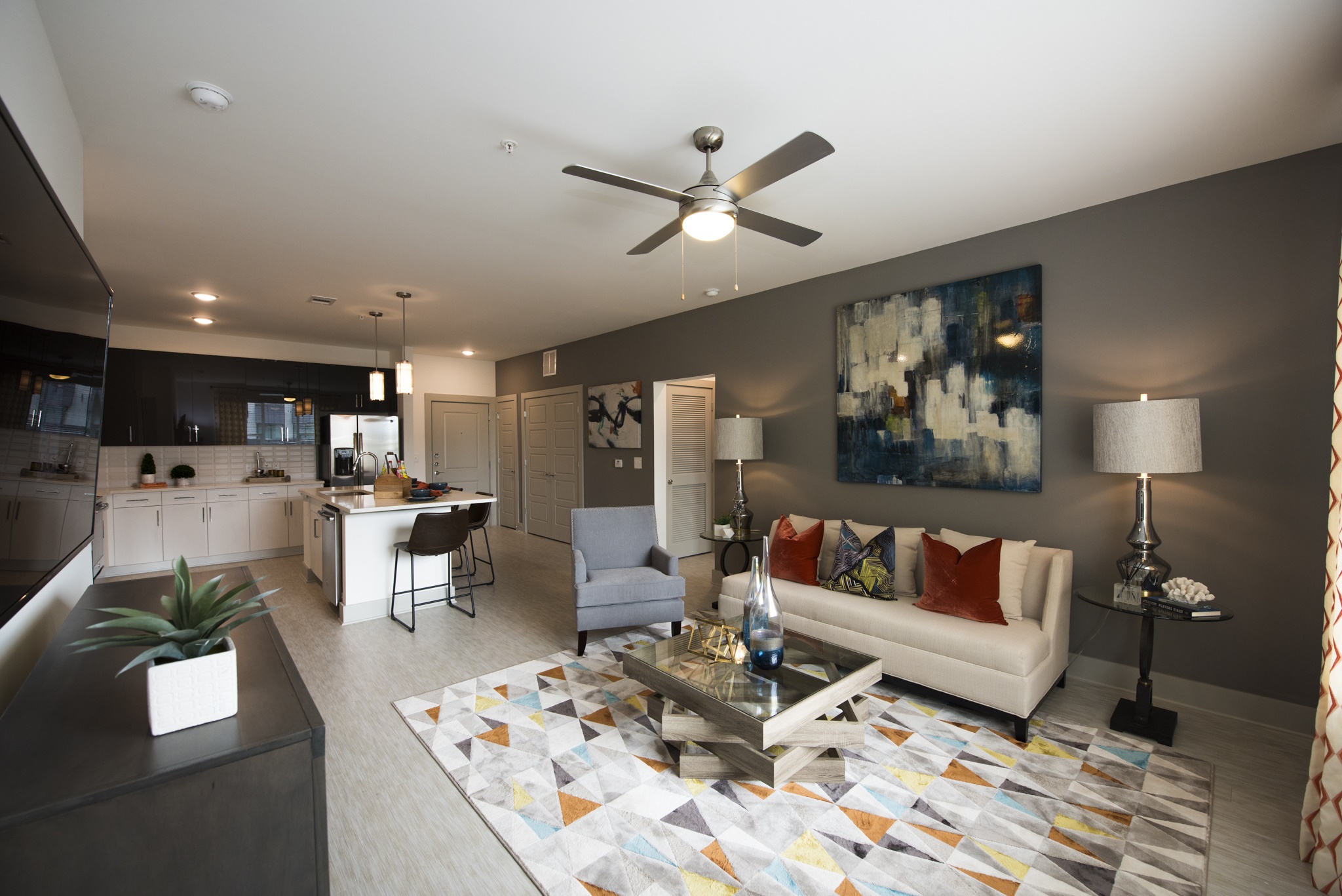 Veranda at Avalon Image 9