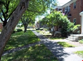 Dover Manor Image 5