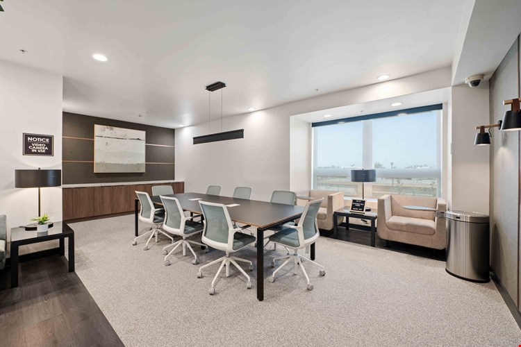 IMT Gallery 421 Image 27