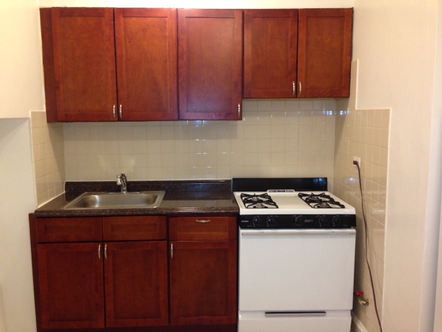 1440-1450 E 52nd Street Image 5