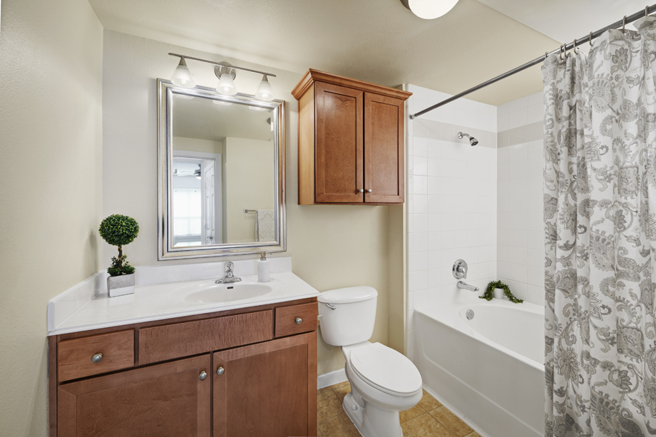 Camden Amber Oaks Image 15