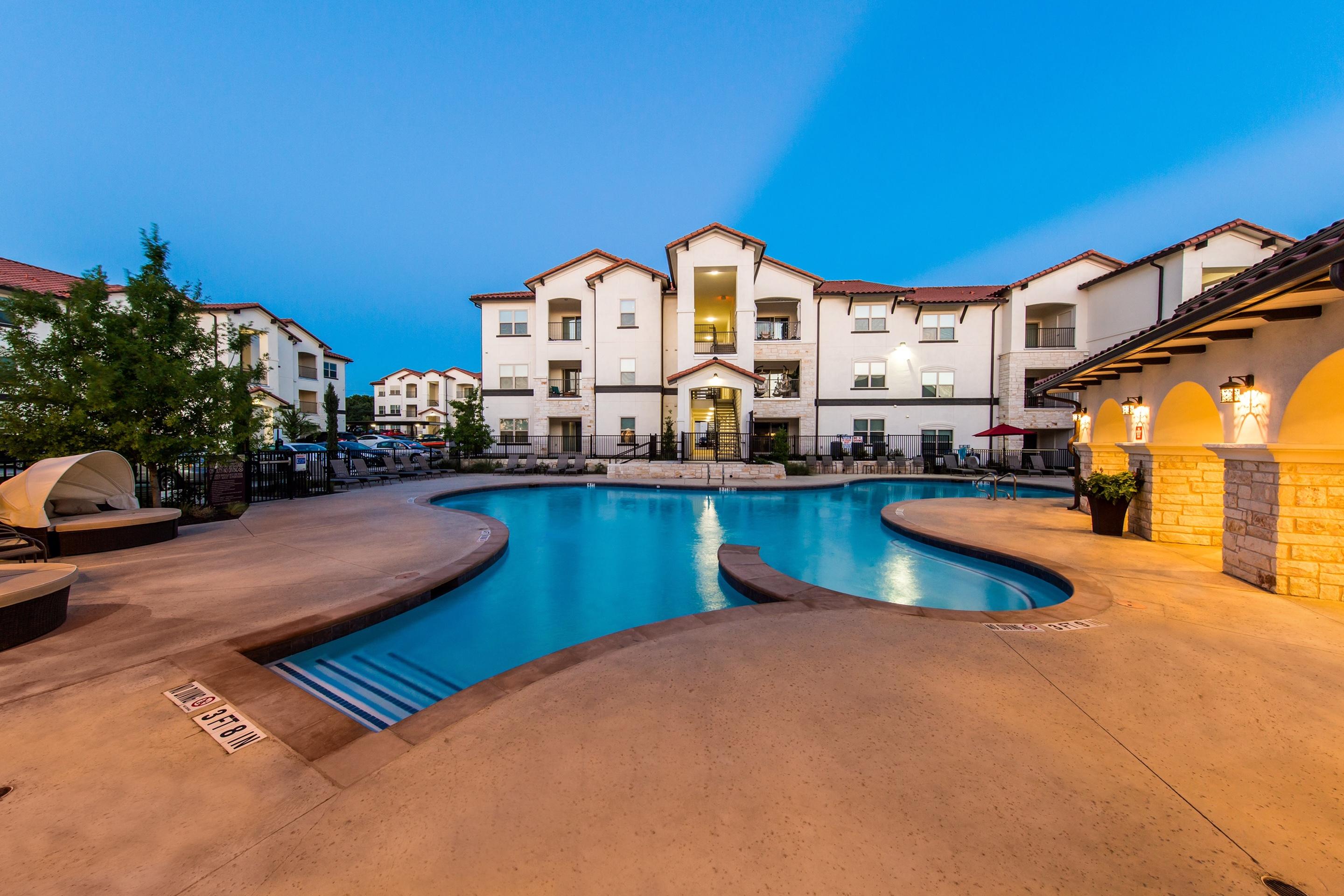 Southpark Crossing Image 3