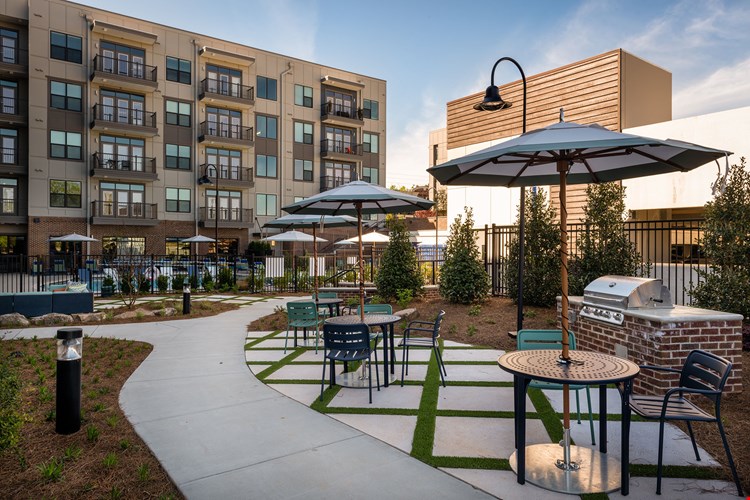 Siena Suwanee Town Center Image 3