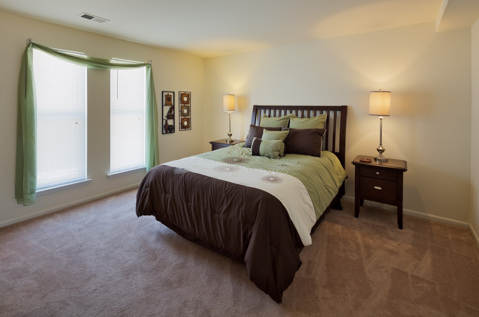 2 bedroom apartment - bedroom