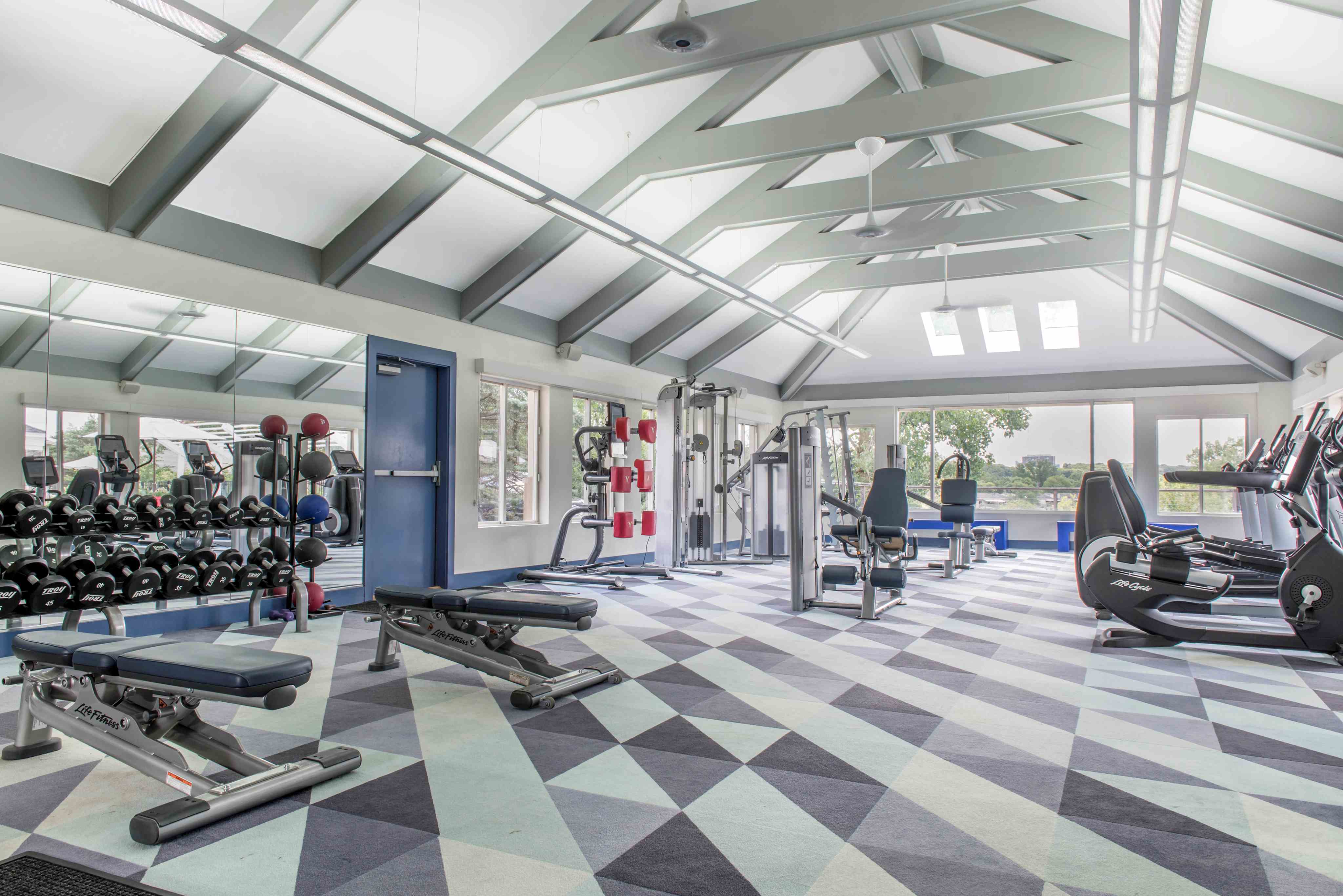 Runaway Bay Apartments Image 14