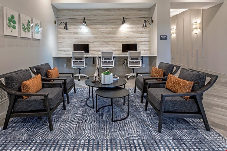 Luxe at Las Colinas Image 9