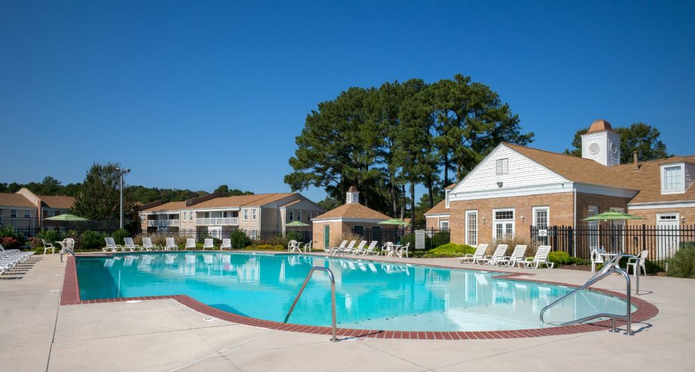 Thalia Gardens Apartments and Townhomes Image 3