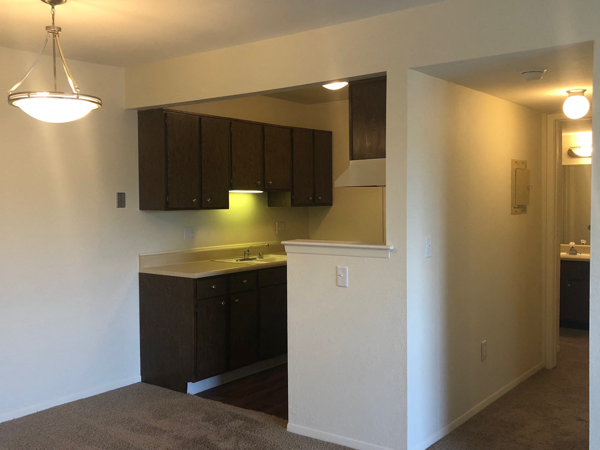 Three Oaks Apartments Image 20