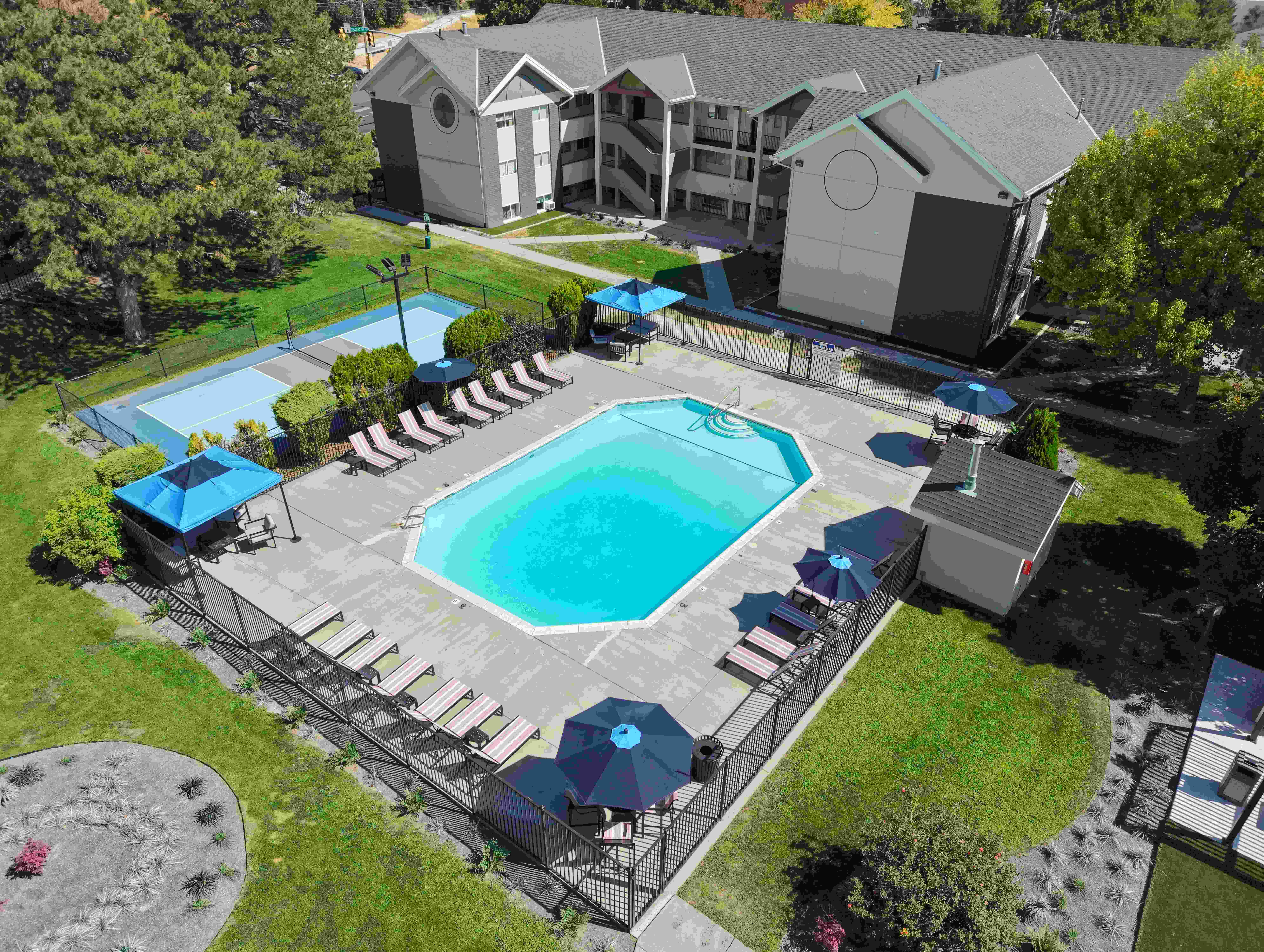 Haven on Highland Image 11