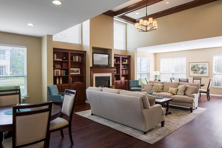 Brook View Apartment Homes Image 8