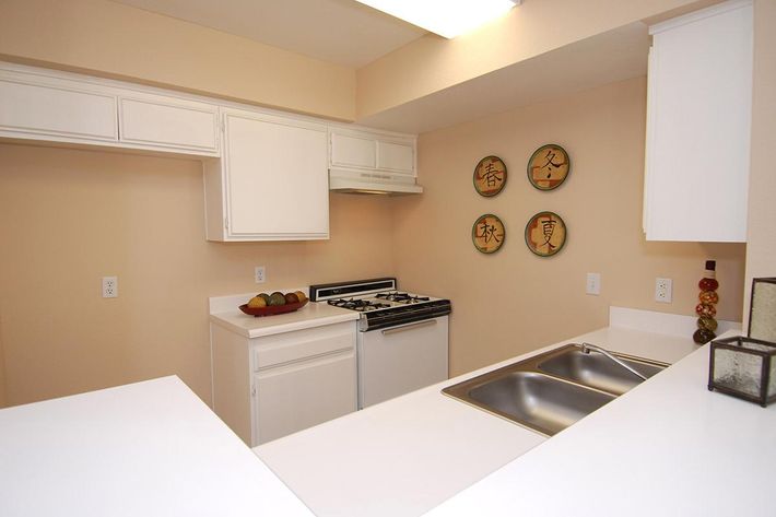 Riverpark Apartments Image 7