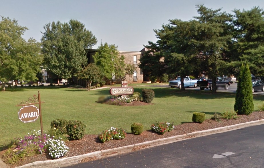 Granada Apartments Image 1