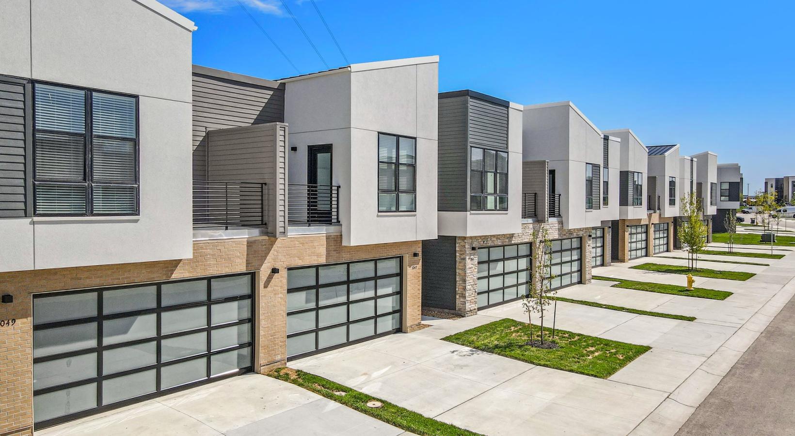 Vanguard Villas Image 1