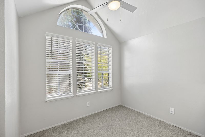 Orchard Ridge Image 23