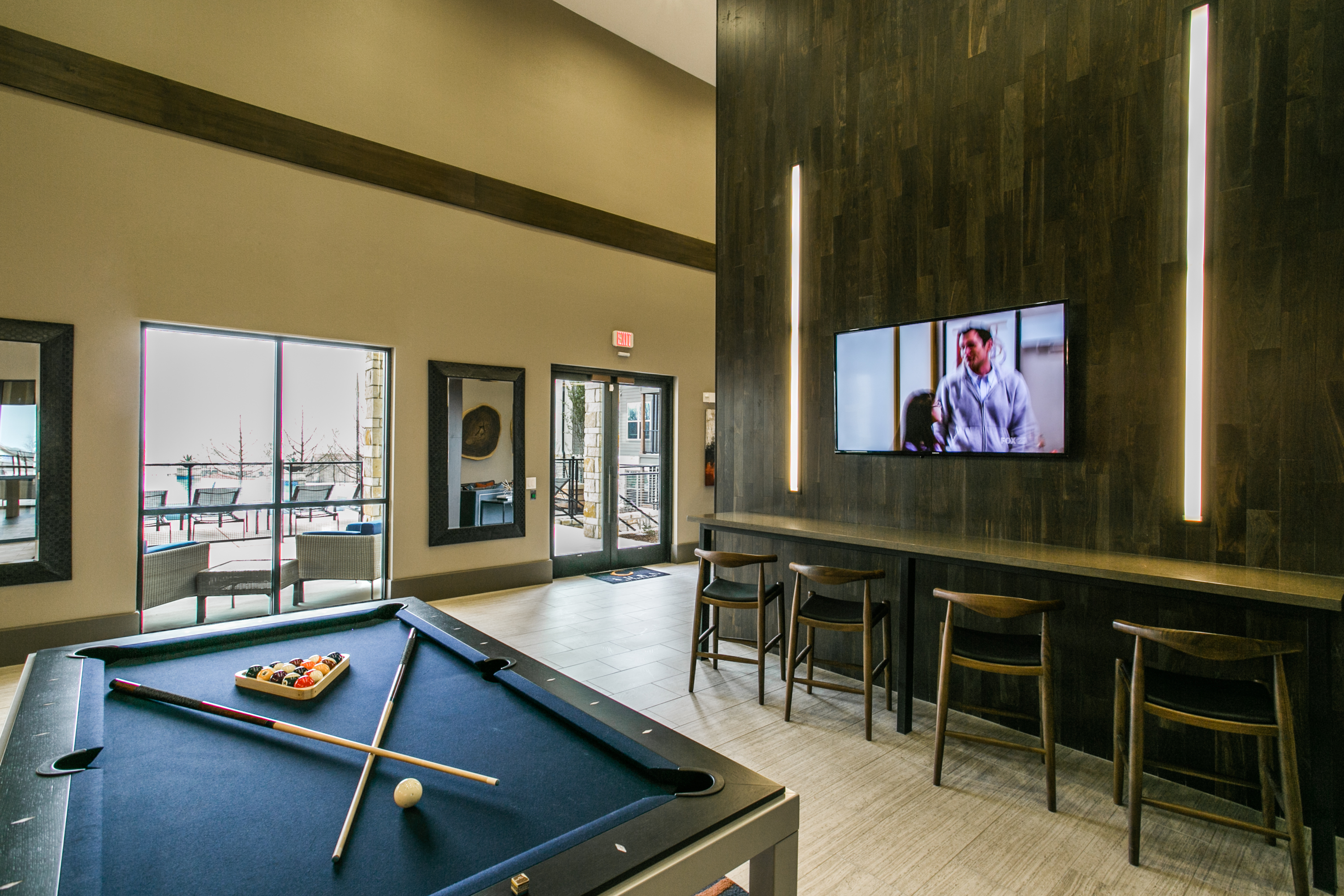  Henley at the Rim Image 13