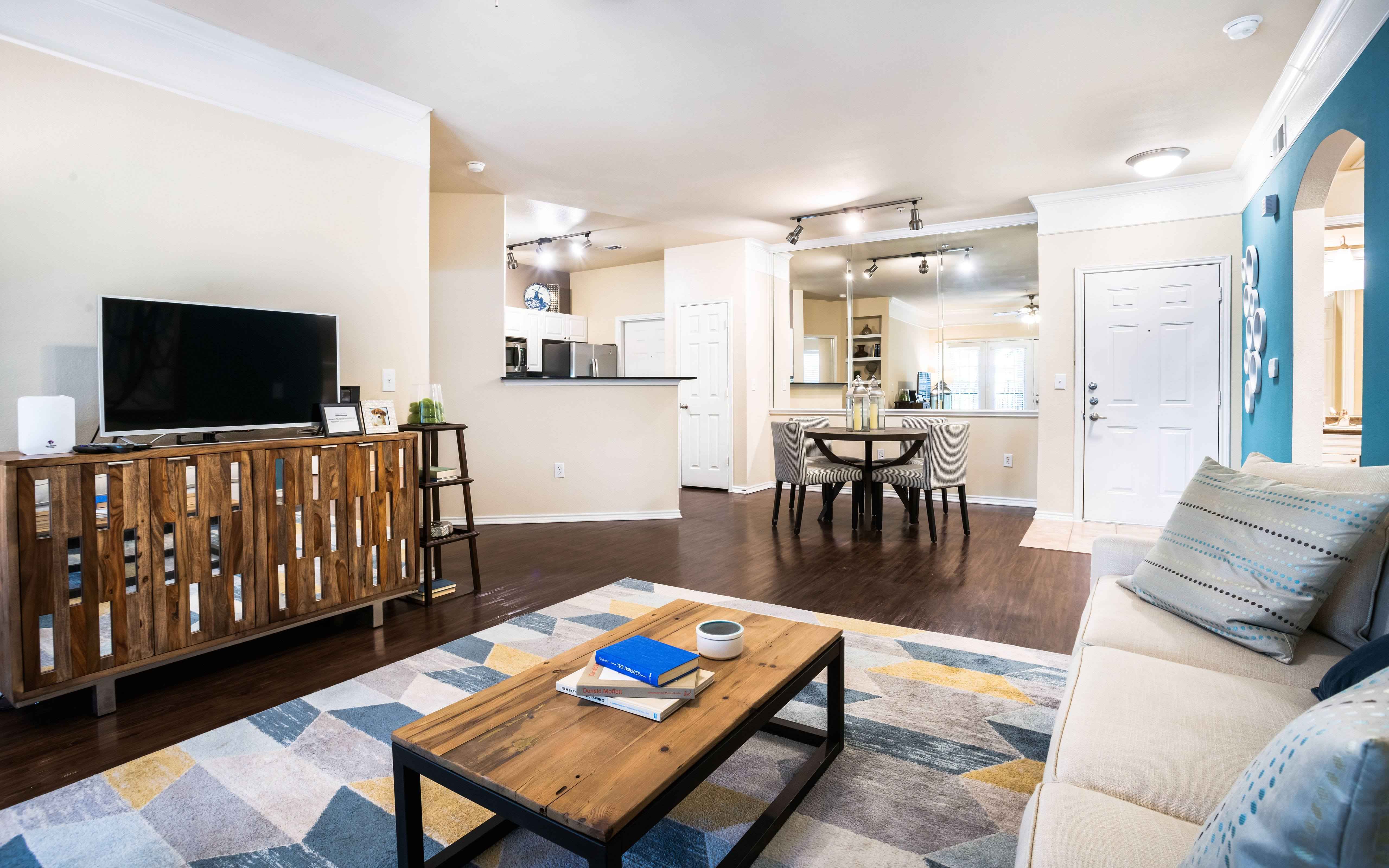 The Arches at Park Cities Image 27