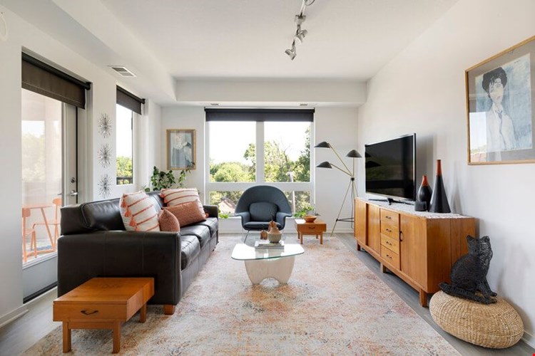 Laguna Apartments Image 14