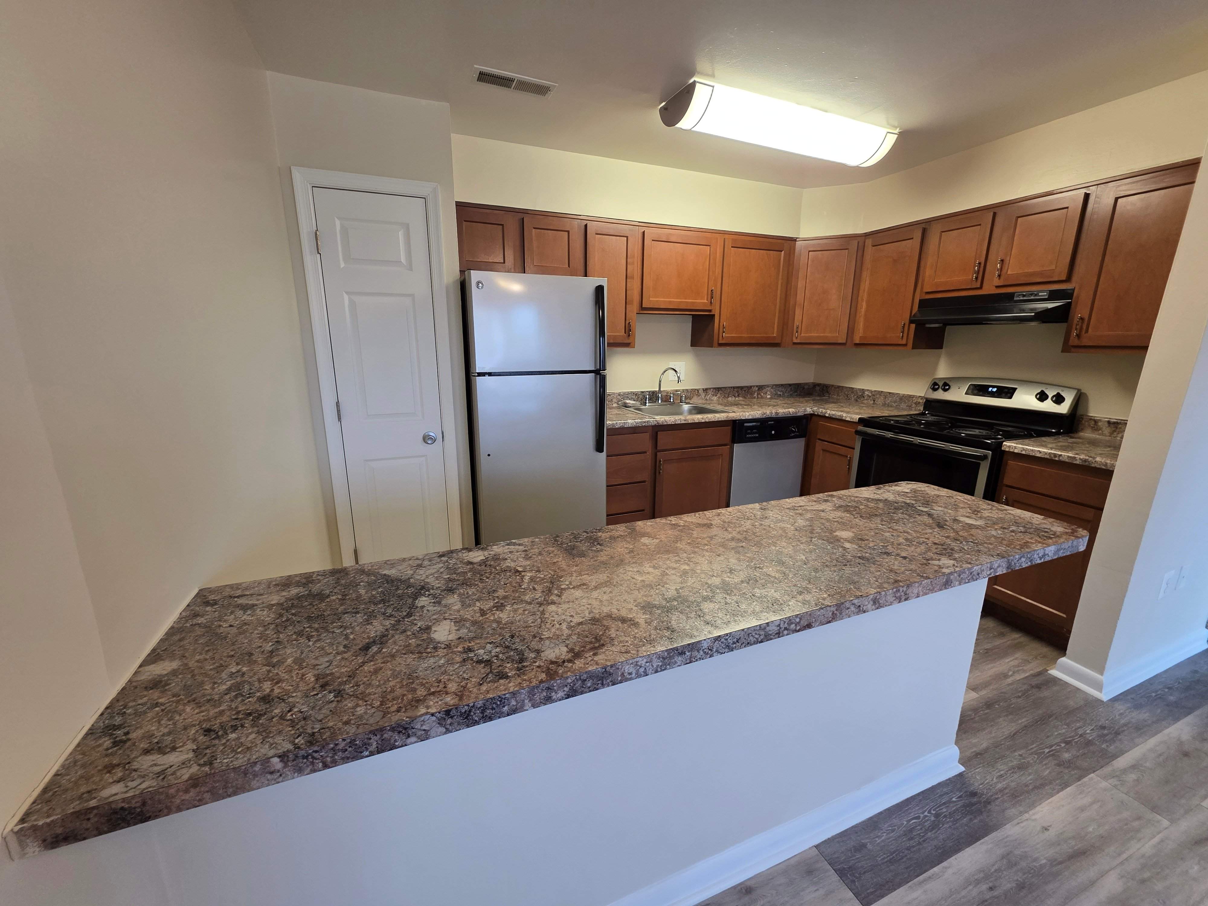 Summit Crest Image 23