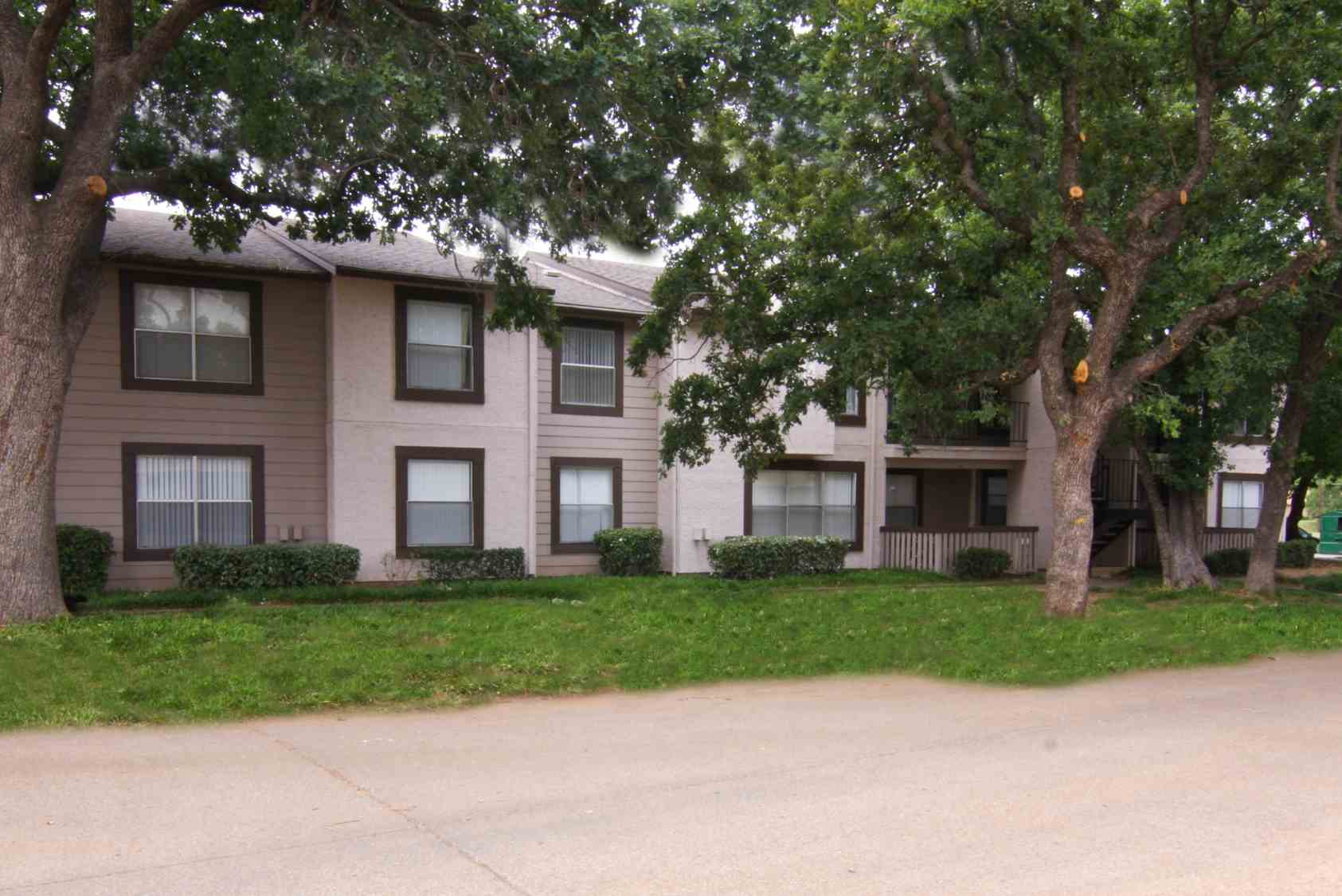 Parc Lake II Image 2