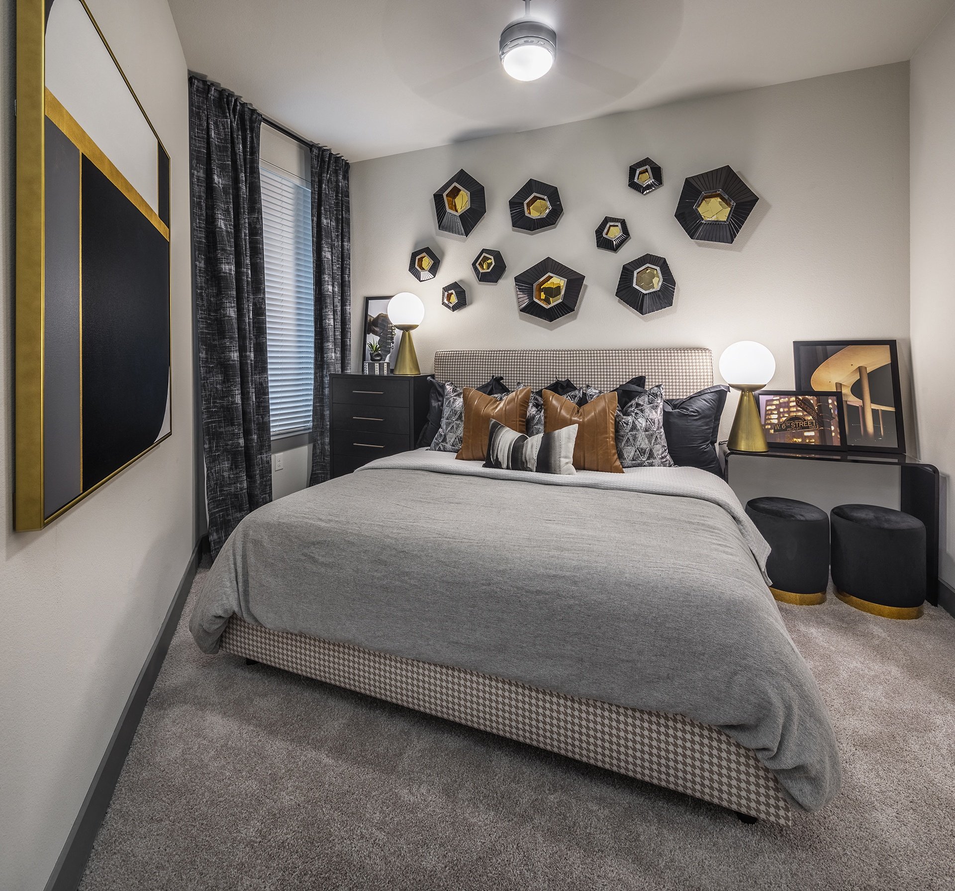 Aura Thirty2 Image 21