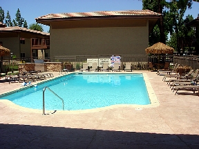 Stonemark Condominiums Image 11