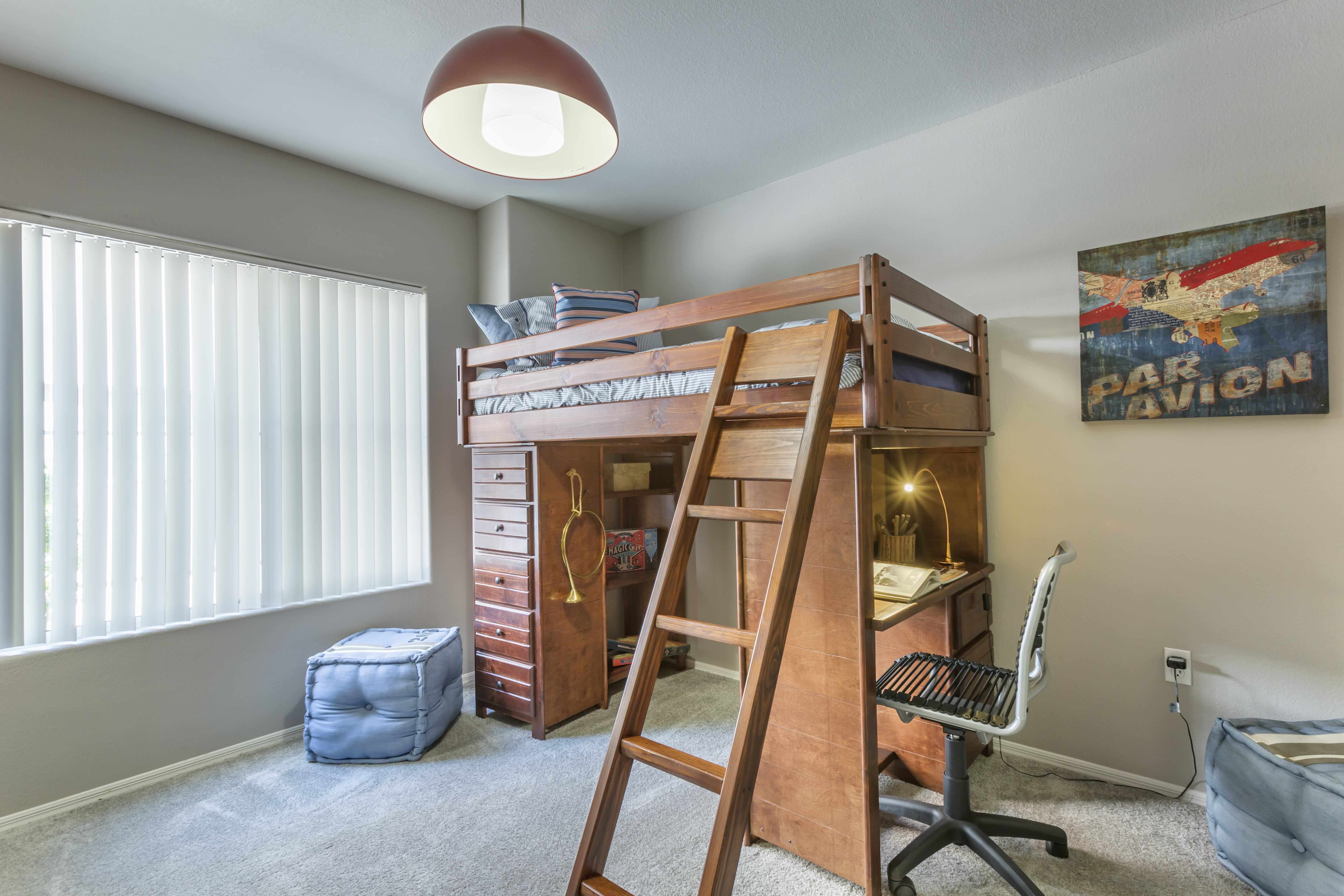 Carlyle at South Mountain Apartments OLD Image 19