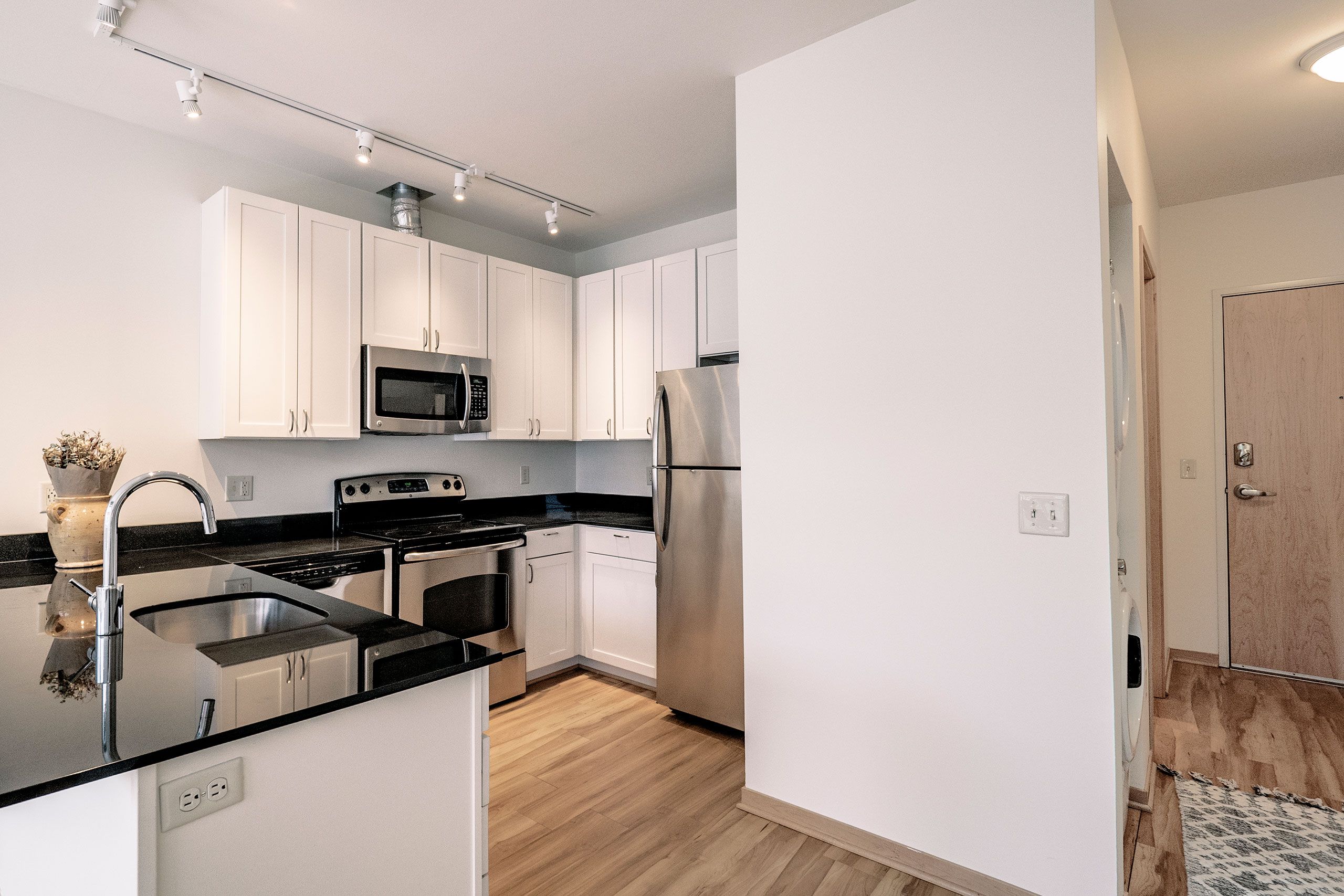 7West Apartment Homes Kitchen