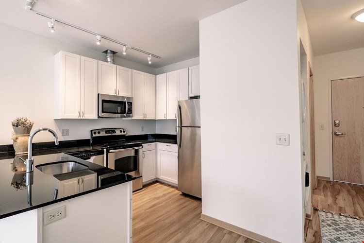 7West Apartment Homes Kitchen