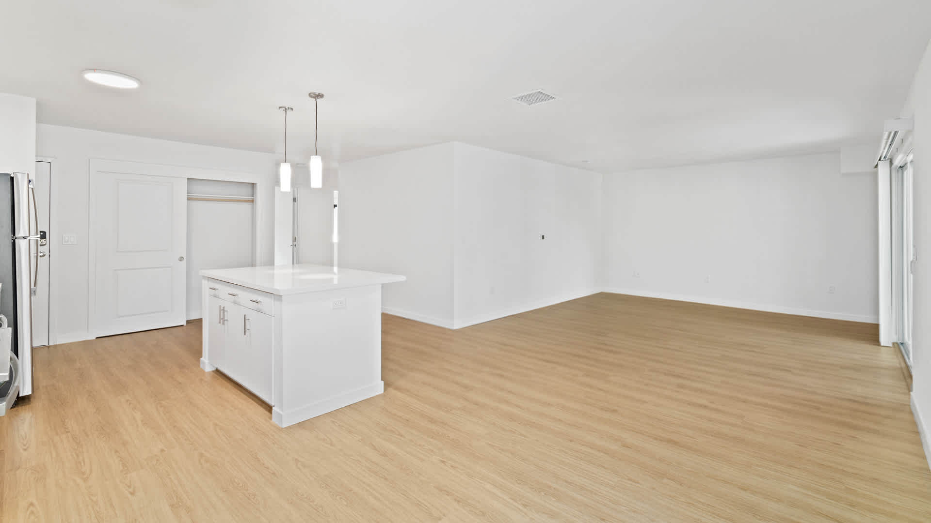 Lorien Ivy I Image 21