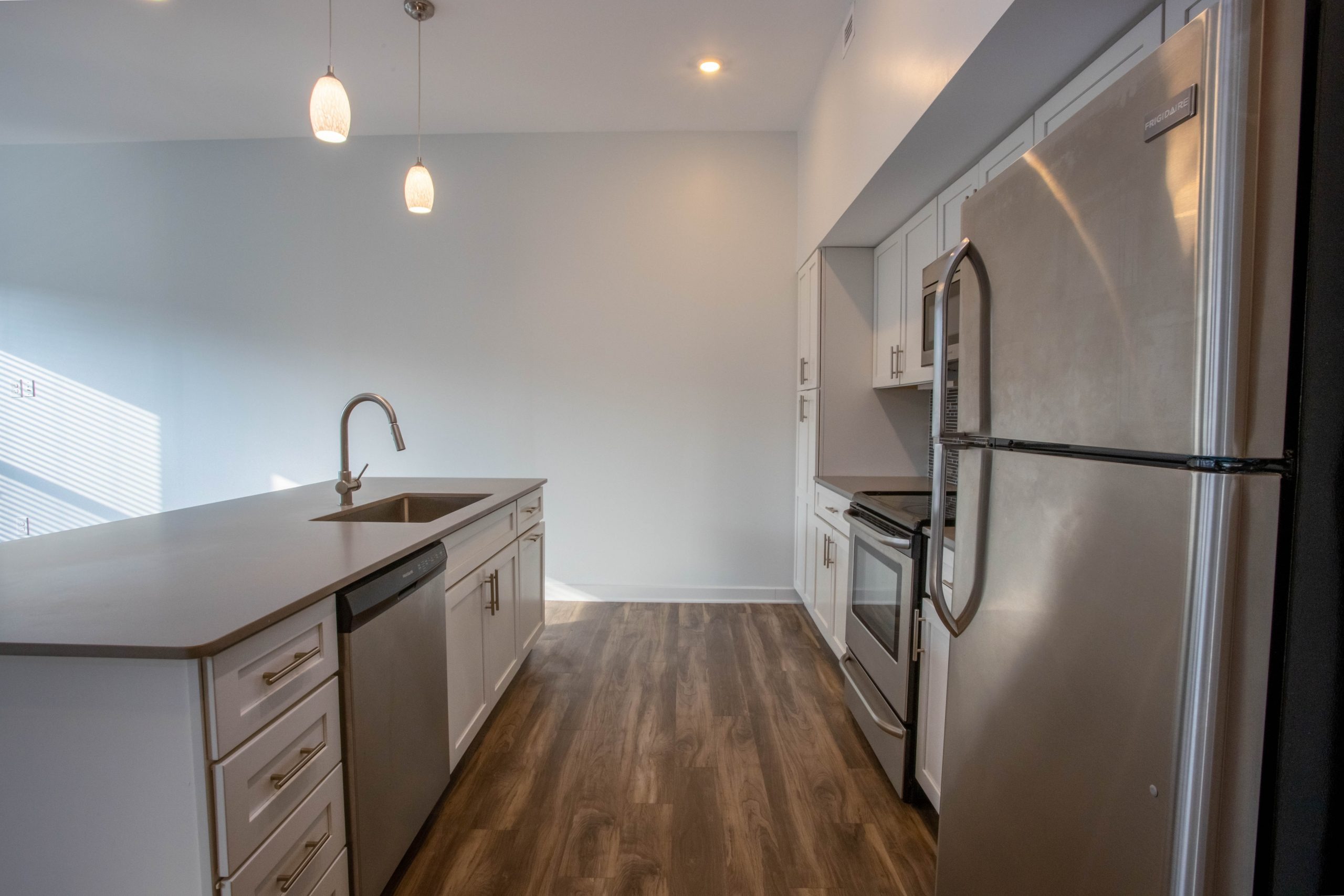 Clinton West Luxury Apartments Image 17