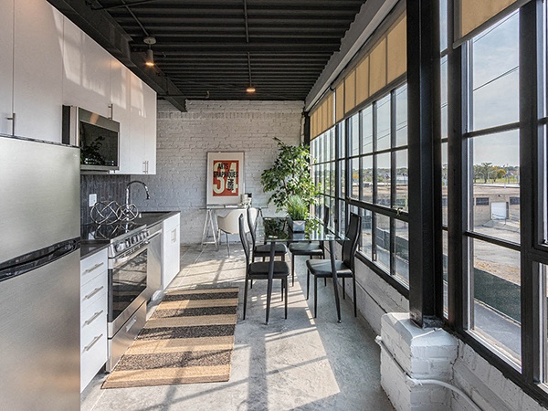 Steelcote Crossing Kitchen and Dining