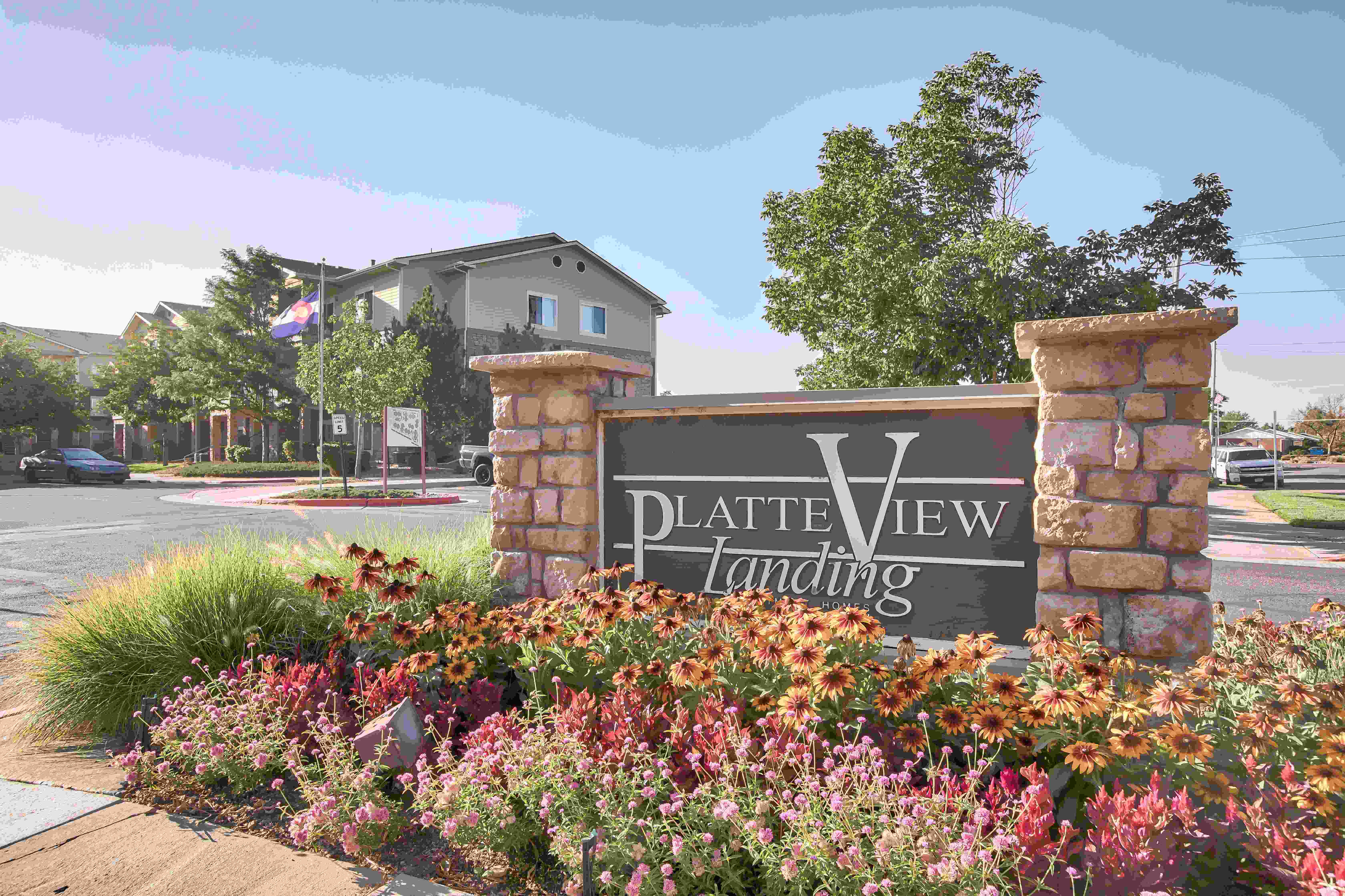 Platte View Landing Apartments Image 8