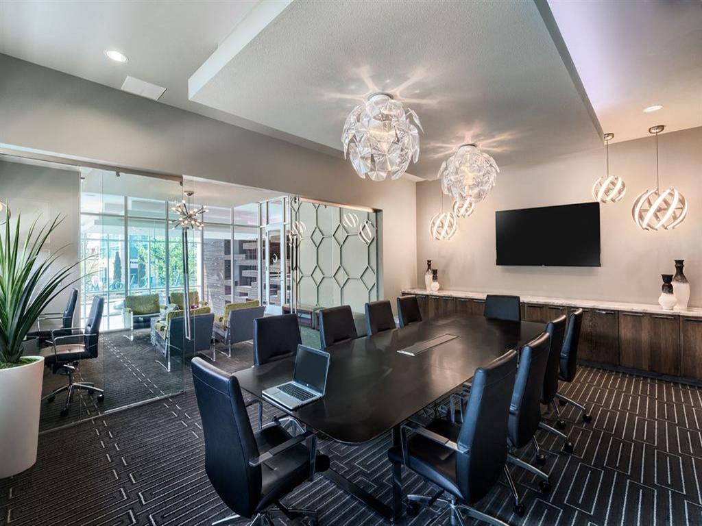 Lyra on McKinney Image 20