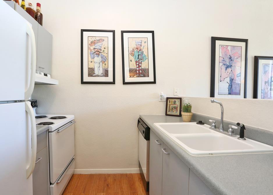Mylo Apartments Image 23