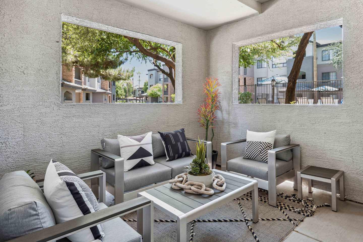 Lazo Apartments Image 14